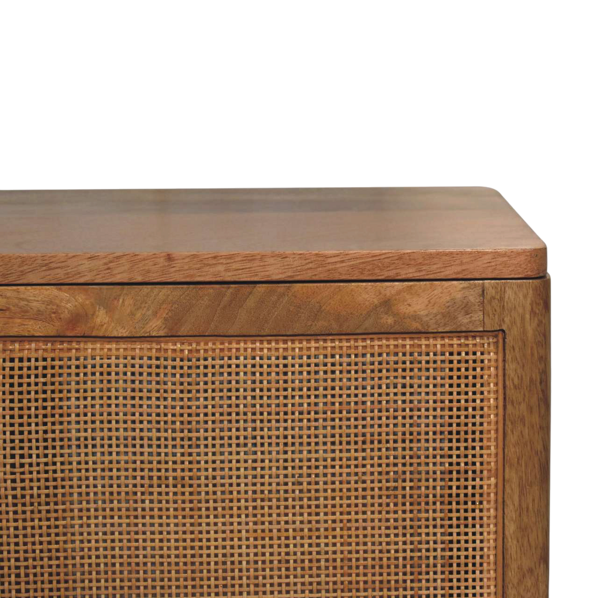 Close view of the edge on the Comporta Storage Box in Amber with Natural Rattan.