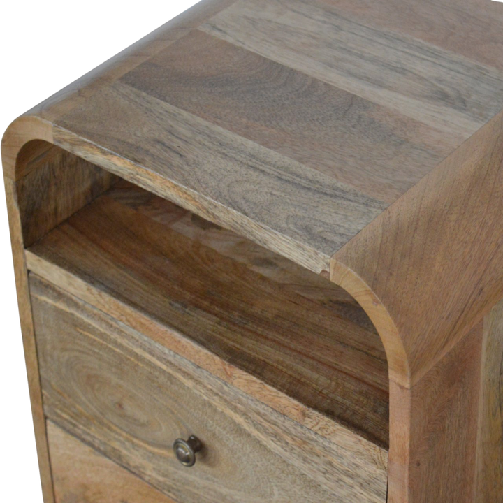 Close view of the edge on the Hadley 2-Drawer Bedside Table in Amber.