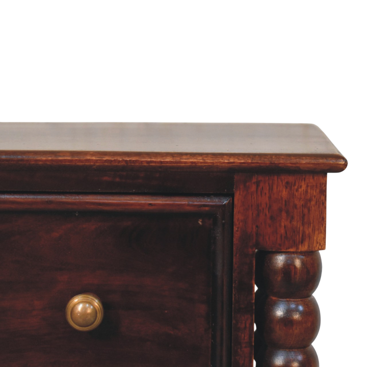 Close view of the knobs on the Langham 2-Drawer Bedside Table in Claret.