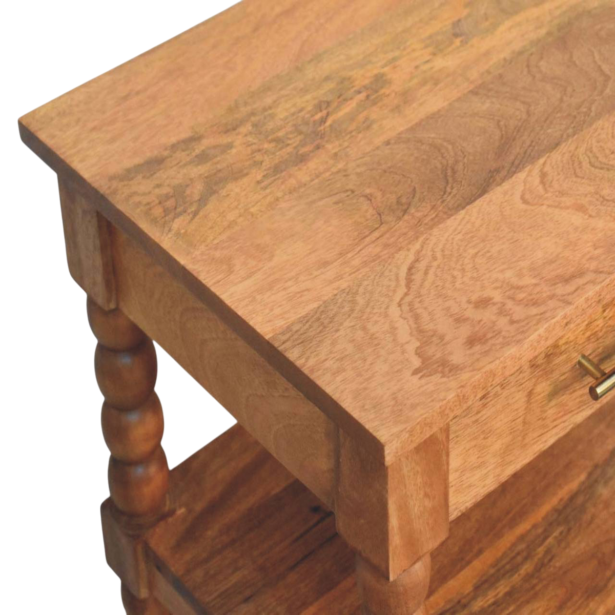 Close view of the grain on the tabletop on the Langham Side Table in Amber.
