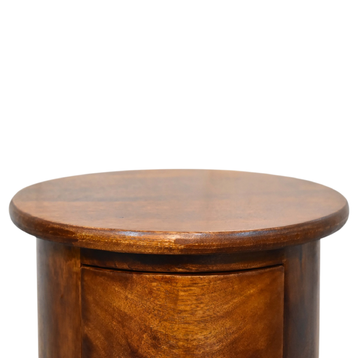 Close view of the top on the Odense Mini 2-Drawer Drum Chest in Chestnut.