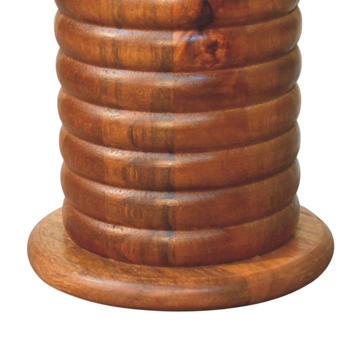 Close view of the base on the Skagen Pillar Console in Amber.